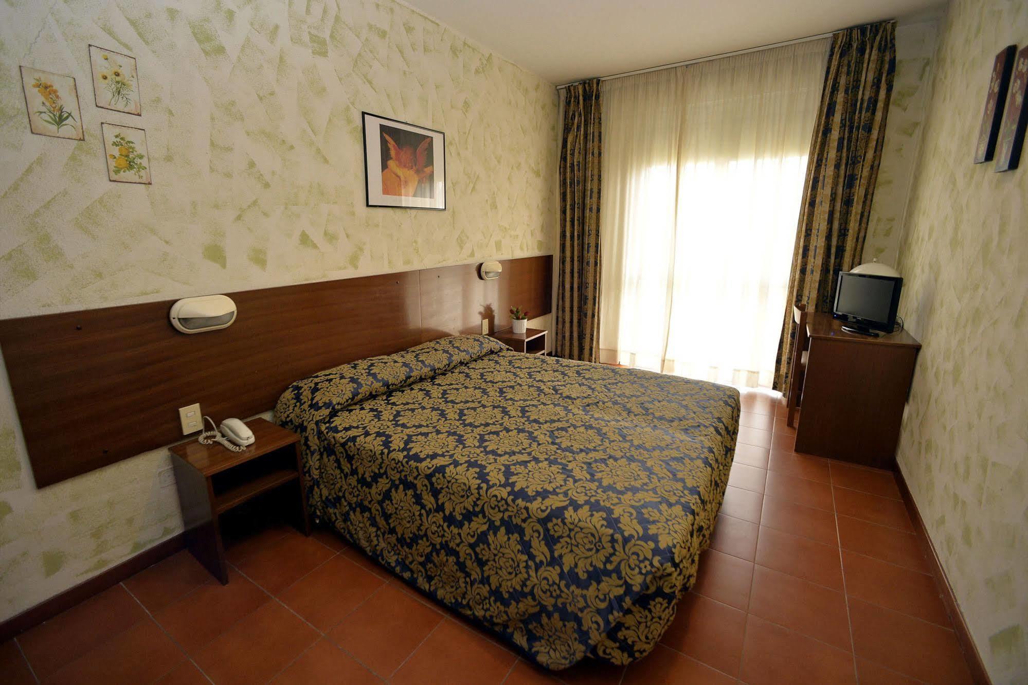 פירנצה Hotel Corolle מראה חיצוני תמונה
