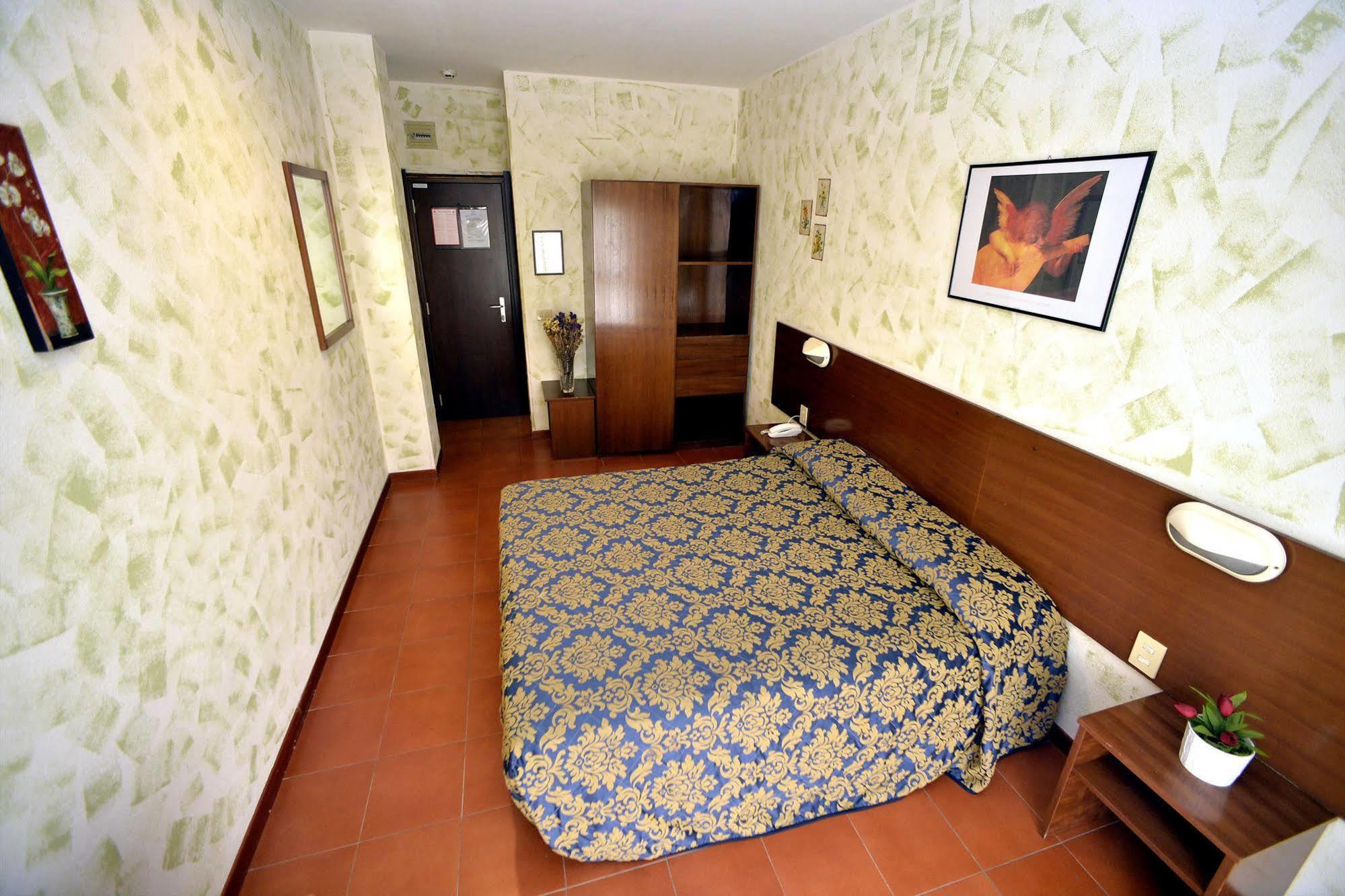 פירנצה Hotel Corolle מראה חיצוני תמונה