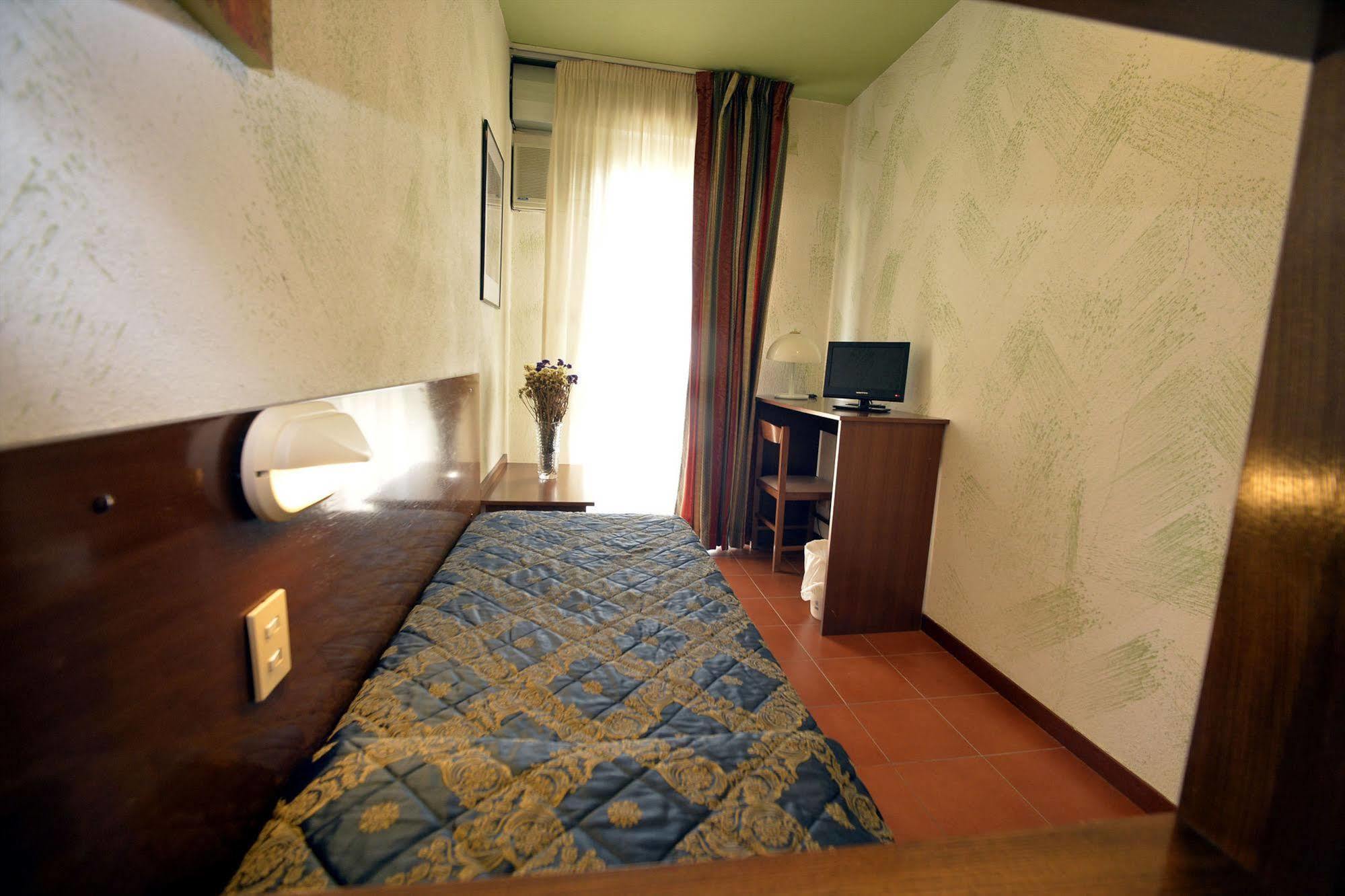 פירנצה Hotel Corolle מראה חיצוני תמונה